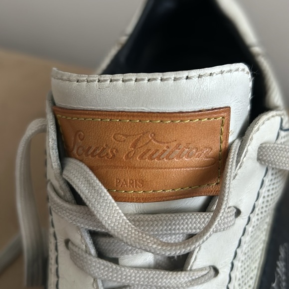 100% Authentic Louis Vuitton Mens Sneakers - Picture 12 of 16